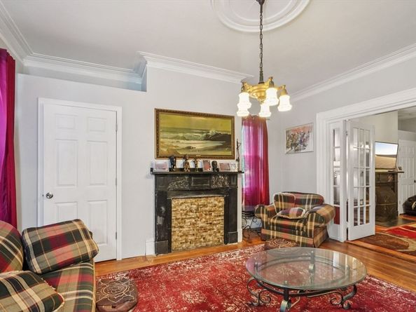 101 Mount Pleasant Ave, Boston MA 02119