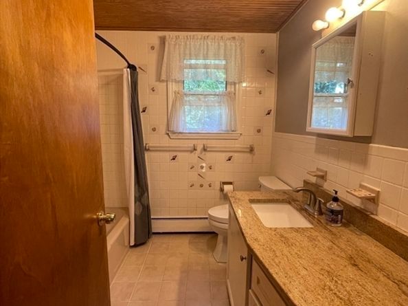 7 Albert St, Billerica MA 01821