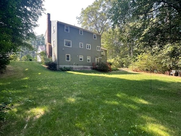 7 Albert St, Billerica MA 01821