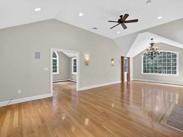 7 Yorkshire Drive, Lynnfield MA 01940