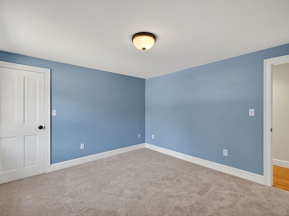 7 Yorkshire Drive, Lynnfield MA 01940