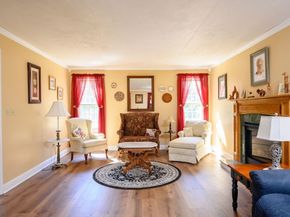 91 Brookside Dr, Middleboro MA 02346