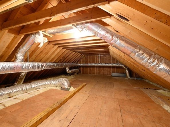 91 Brookside Dr, Middleboro MA 02346