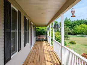 91 Brookside Dr, Middleboro MA 02346