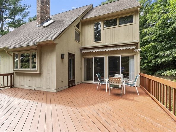 33 Valley Rd, Southborough MA 01772