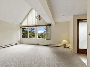 33 Valley Rd, Southborough MA 01772