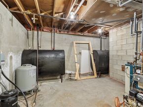 33 Valley Rd, Southborough MA 01772