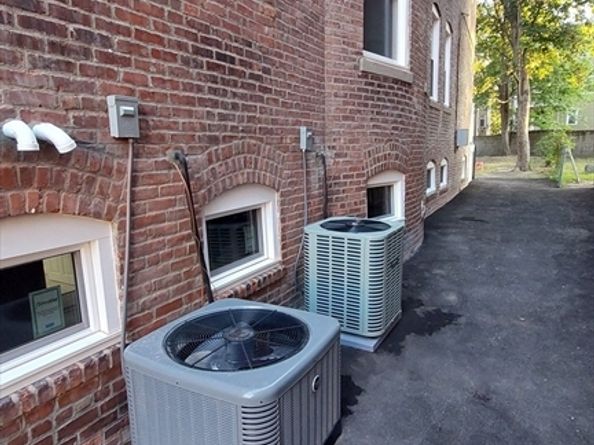 99 Harrishof St 3, Boston MA 02121