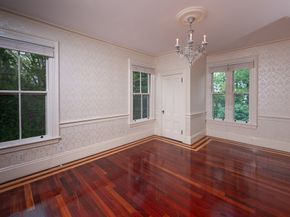 65 Central St, Andover MA 01810