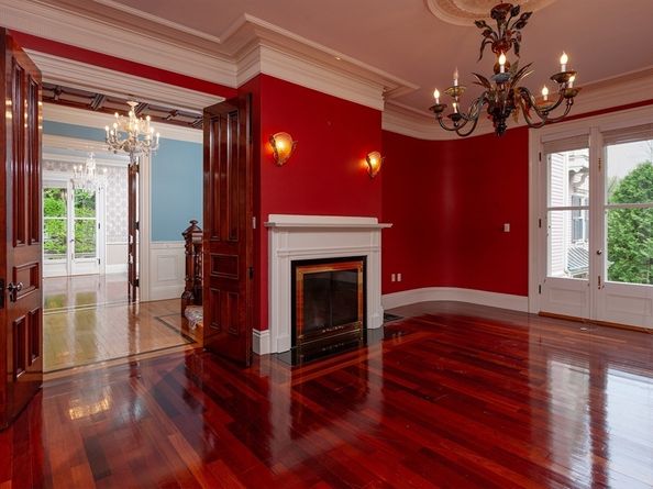 65 Central St, Andover MA 01810