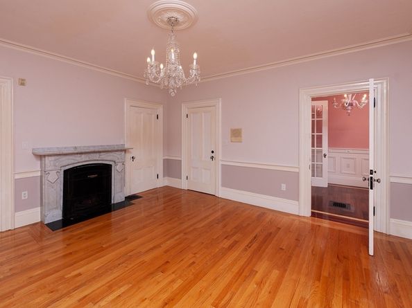 65 Central St, Andover MA 01810
