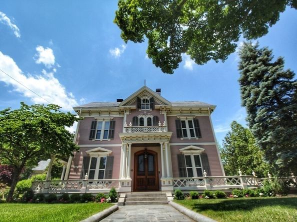 65 Central St, Andover MA 01810