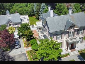 65 Central St, Andover MA 01810