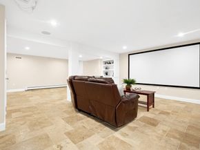 12 Putnam Lane, Grafton MA 01519