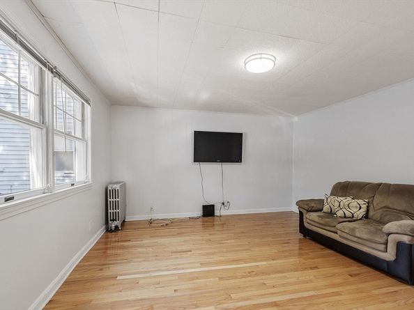 30 High St, Chelsea MA 02150