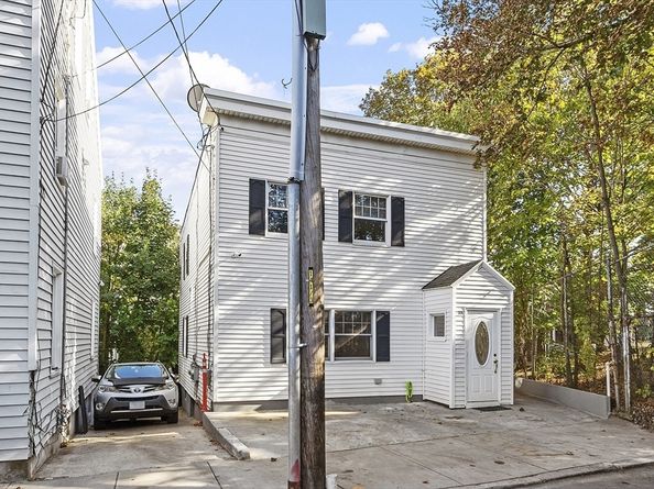 30 High St, Chelsea MA 02150