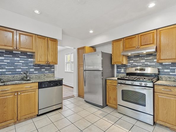 30 High St, Chelsea MA 02150