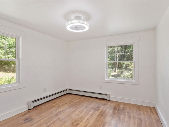 18 Sargent Rd, Bolton MA 01740