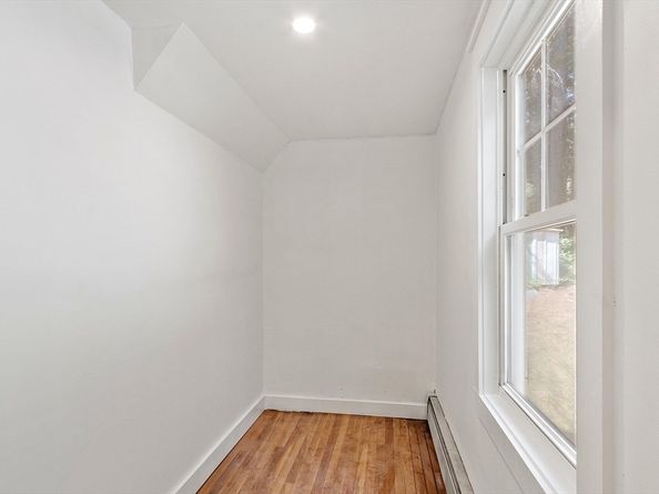 18 Sargent Rd, Bolton MA 01740
