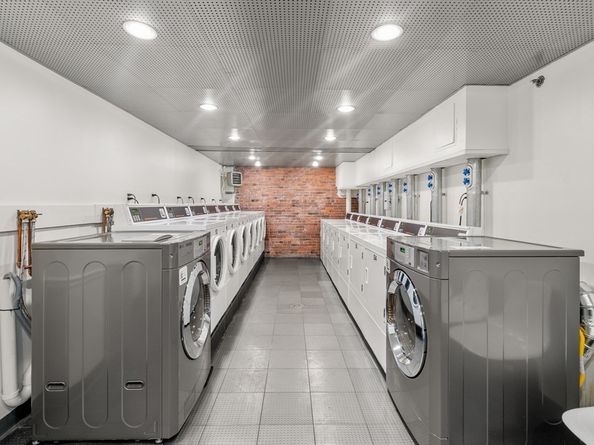 42 8th Street 3306, Boston MA 02129