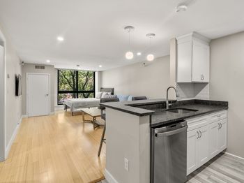 42 8th Street