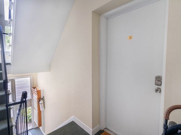 5 Endicott St 3, Norwood MA 02062