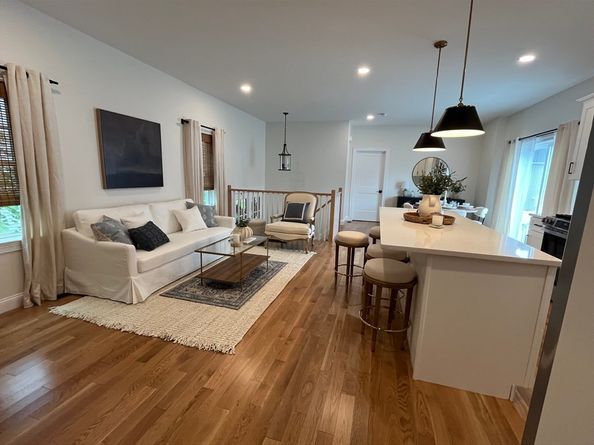 16 Clinton St, Marlborough MA 01752