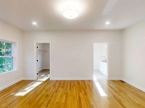 16 Clinton St, Marlborough MA 01752