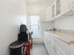 38 Oberlin St, Worcester MA 01610