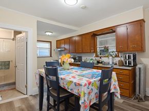 38 Oberlin St, Worcester MA 01610