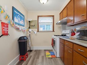 38 Oberlin St, Worcester MA 01610
