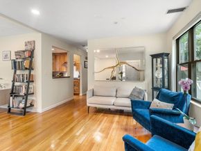 620 Washington St 620, Brookline MA 02446