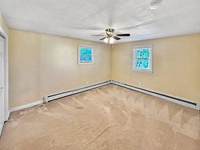 34 Marjorie St, Worcester MA 01604