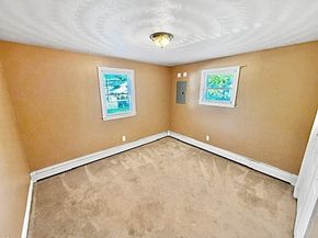 34 Marjorie St, Worcester MA 01604