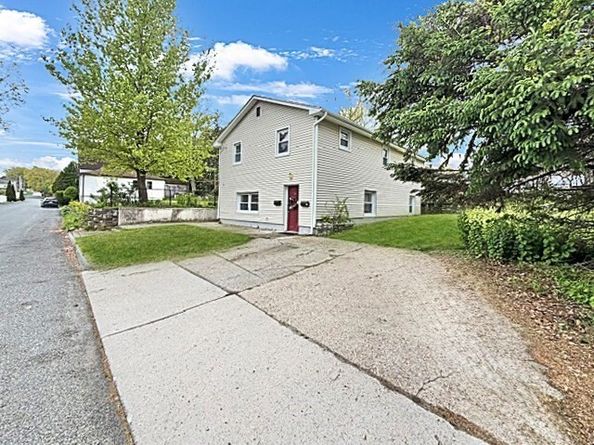 34 Marjorie St, Worcester MA 01604