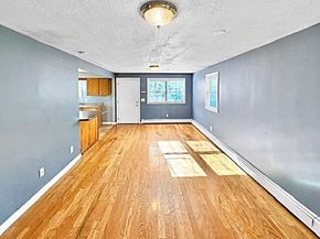 34 Marjorie St, Worcester MA 01604