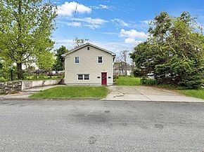 34 Marjorie St, Worcester MA 01604