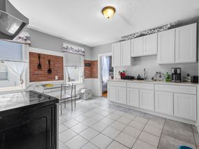 5.5 & 7 Winslow St, Worcester MA 01609