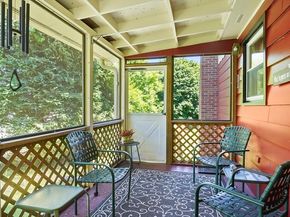 175 Krysiak Ave, Fitchburg MA 01420