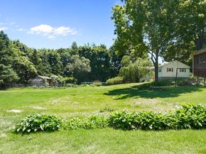175 Krysiak Ave, Fitchburg MA 01420