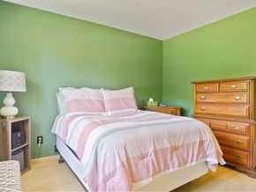 175 Krysiak Ave, Fitchburg MA 01420