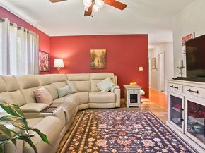 175 Krysiak Ave, Fitchburg MA 01420