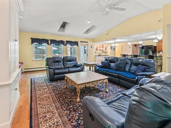 14 Running Brook Cir, Ashland MA 01721