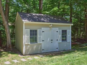 14 Running Brook Cir, Ashland MA 01721