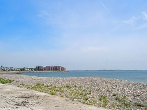53 Trident Ave 301, Winthrop MA 02152