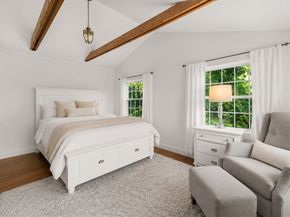 66 Mayflower Ridge Dr, Wareham MA 02571
