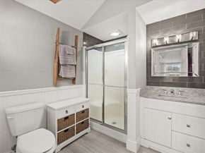 66 Mayflower Ridge Dr, Wareham MA 02571