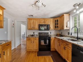 135 Jennies Way, Tewksbury MA 01876
