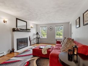 135 Jennies Way, Tewksbury MA 01876