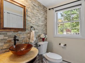 135 Jennies Way, Tewksbury MA 01876